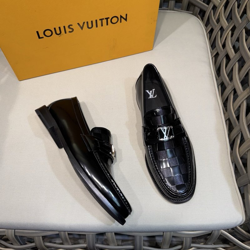 Louis Major 클래식 광택 소가죽 구두 001-280638