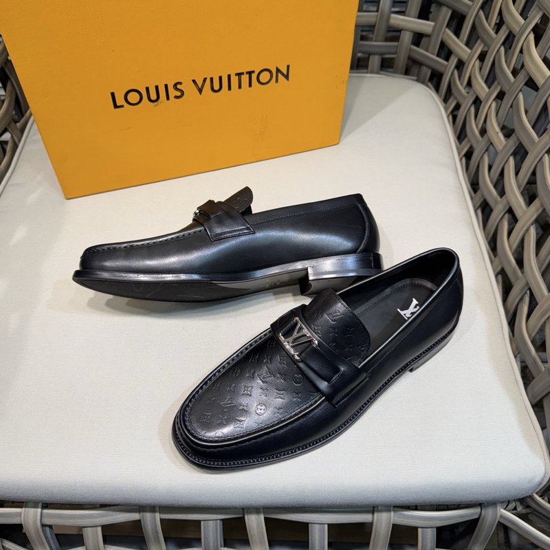 Louis Major 클래식 광택 소가죽 구두 001-280639