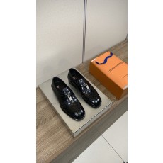 루이비통 남성 비즈니스 캐주얼 가죽 신발 001-280664