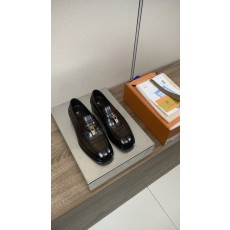 루이비통 남성 비즈니스 캐주얼 가죽 구두 001-280678