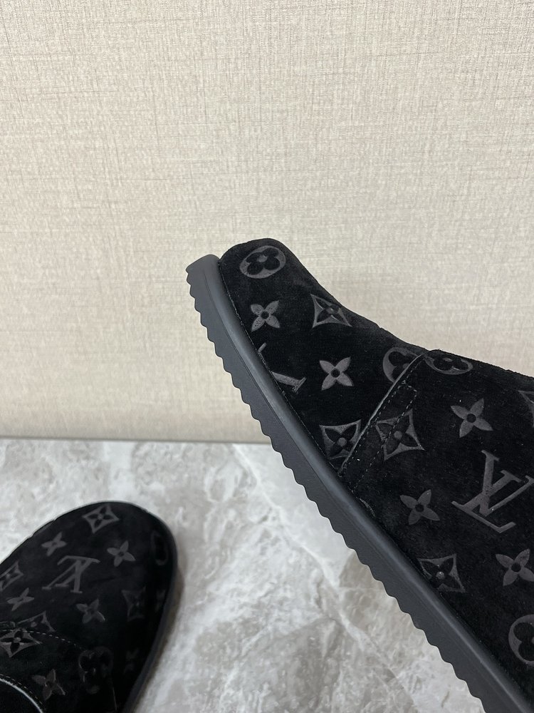 루이비통 스웨이드 뮬 슬리퍼 001-280720