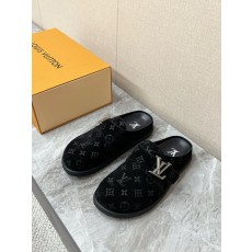 루이비통 스웨이드 뮬 슬리퍼 001-280720