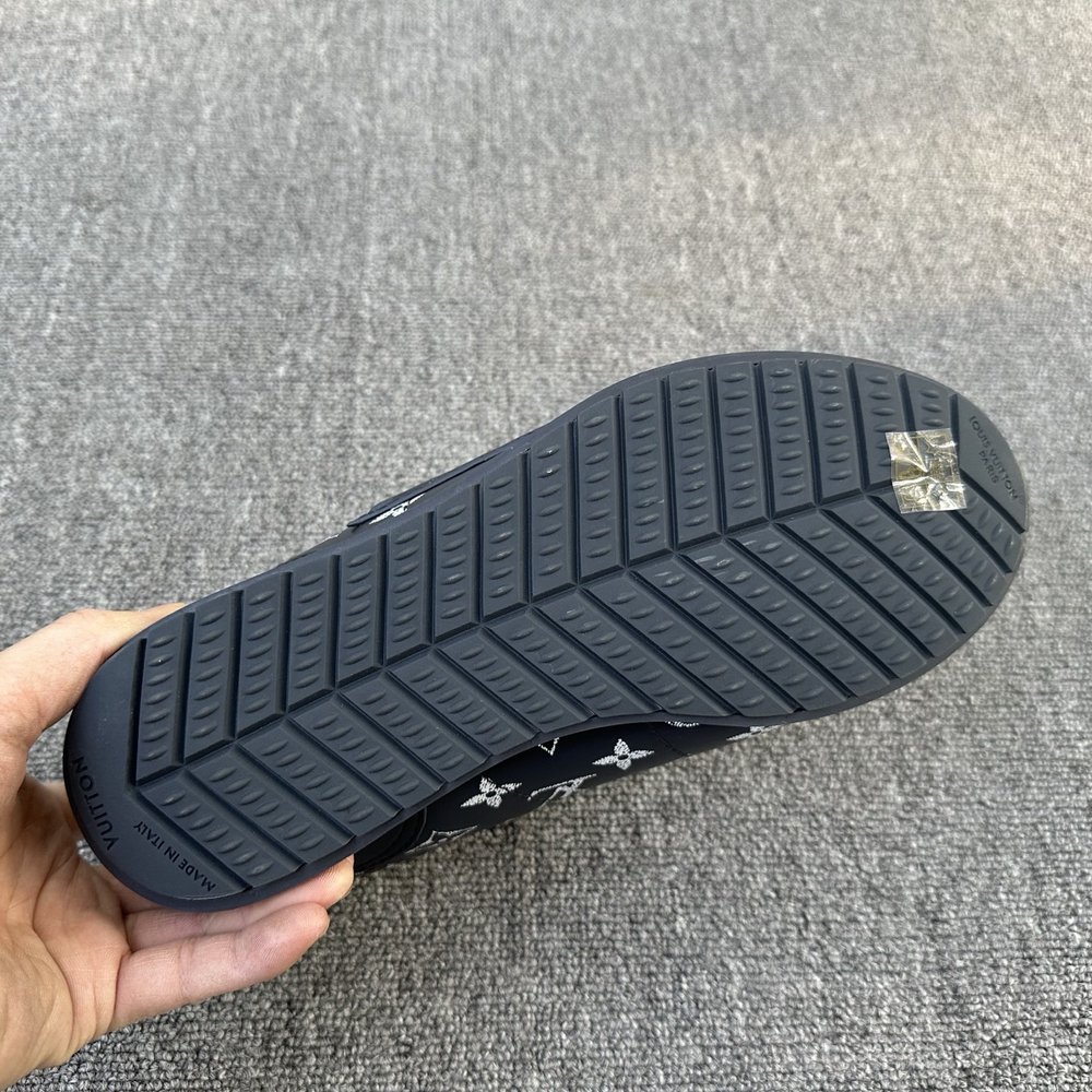 LV 버터소프트 운동화 001-280780