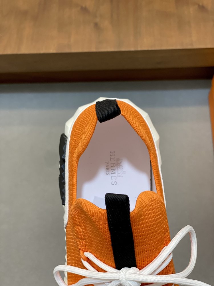 에르메스 스웨이드 캐주얼 운동화 001-280957