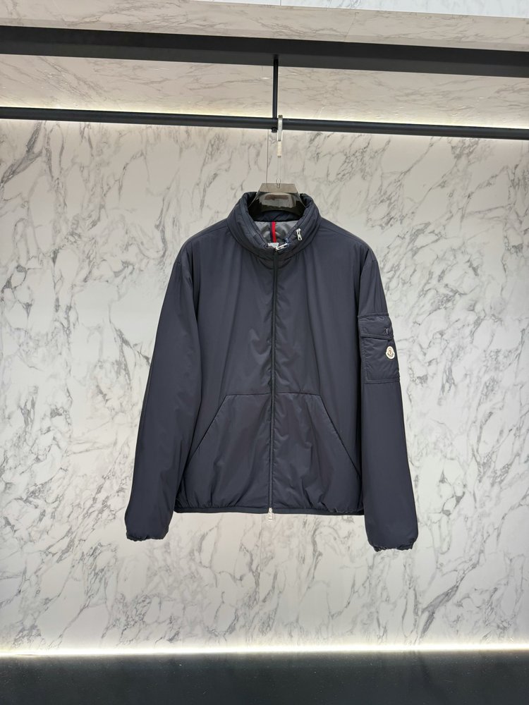 Moncler 남성 다운 재킷 001-281119