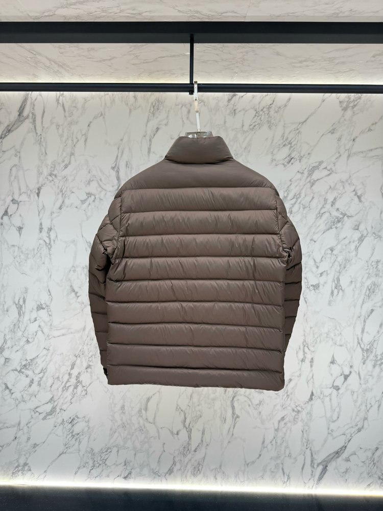 Moncler 프리미엄 다운 자켓 슬림핏 001-281125