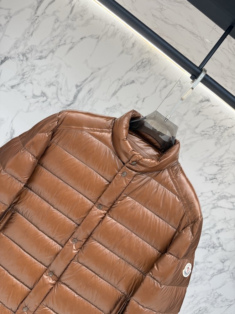 Moncler 최고급 버전 다운 재킷 001-281127