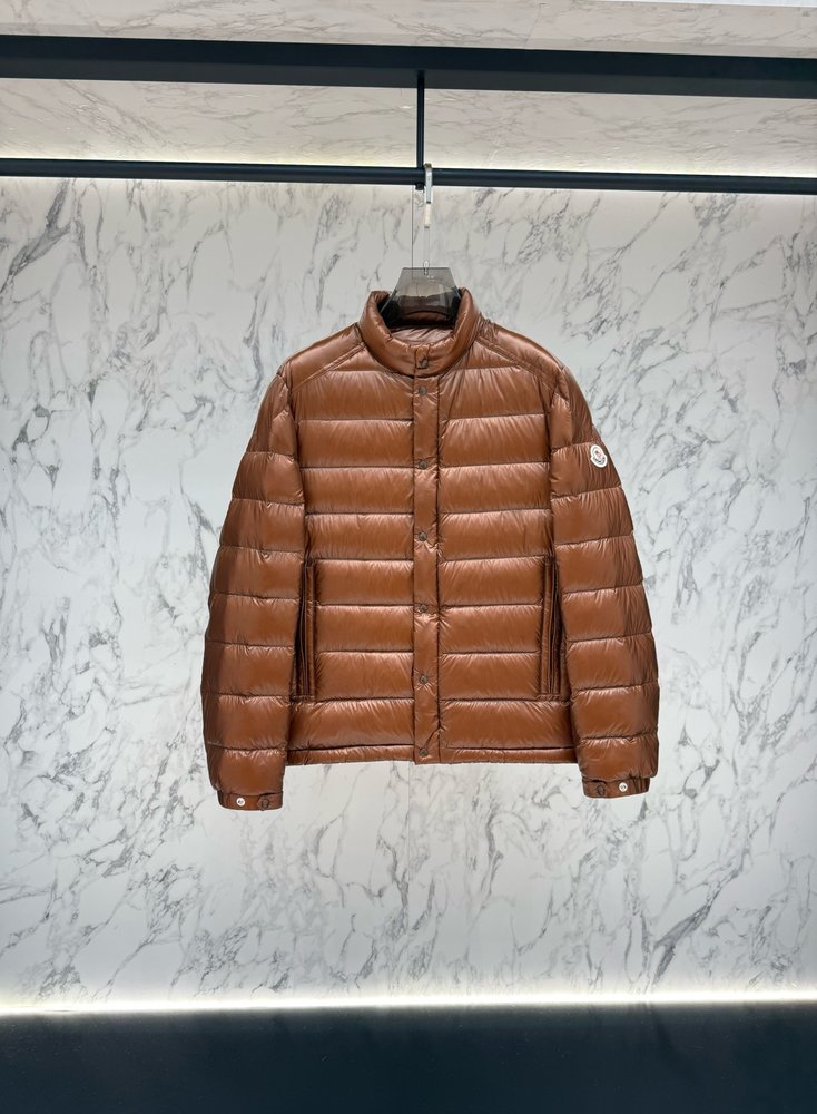Moncler 최고급 버전 다운 재킷 001-281127