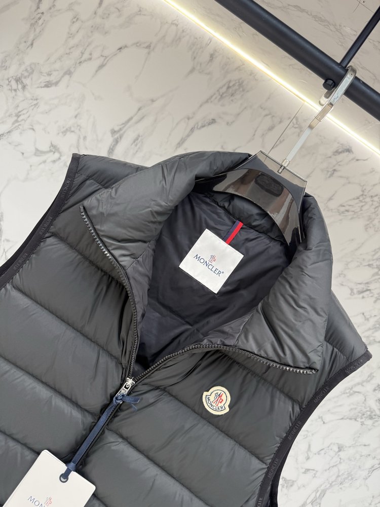Moncler 프리미엄 다운재킷 001-281136