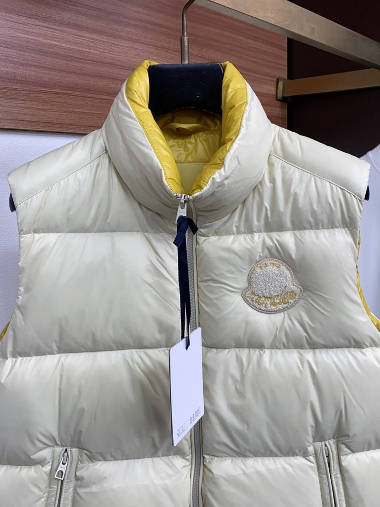 몽클레르 패딩조끼 남녀공용 001-281142