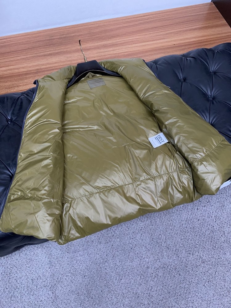 몽클레어 다운 베스트 남녀공용 001-281143