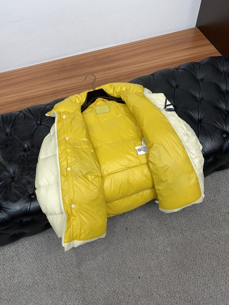 몽클레르 다운패딩 남녀공용 001-281150