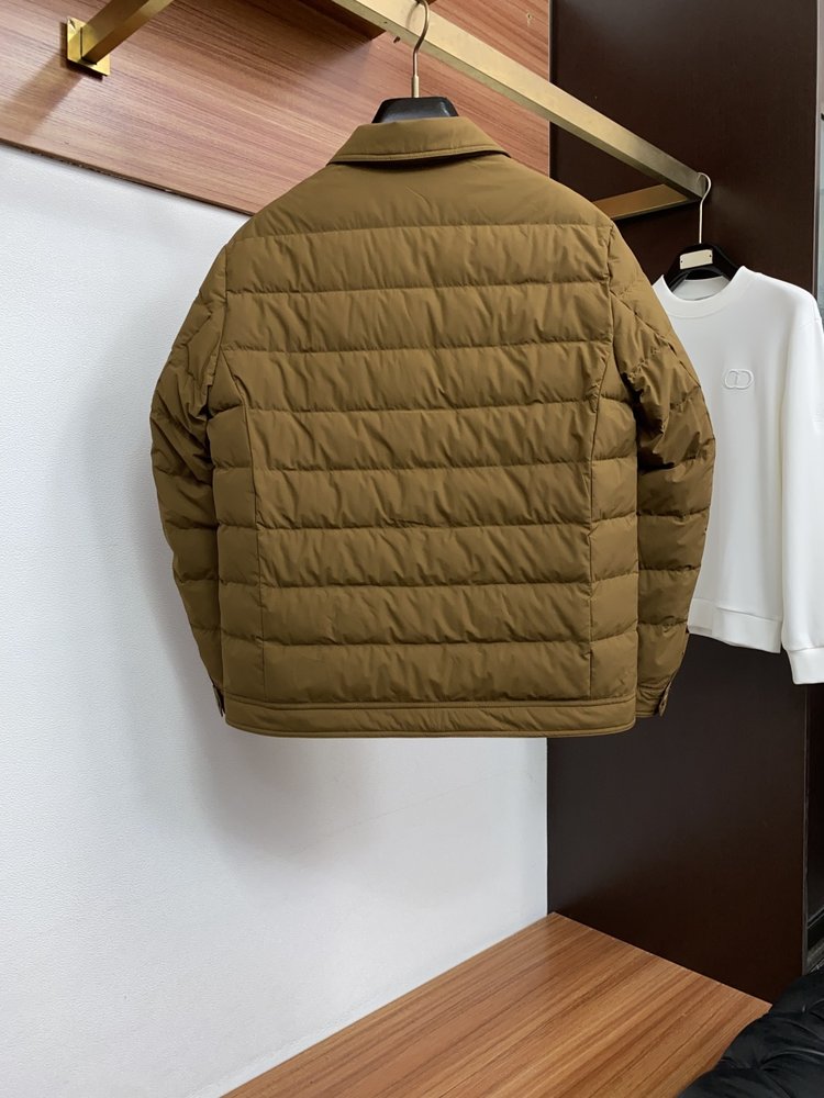 몽클레어 남녀 공용 패딩 001-281153
