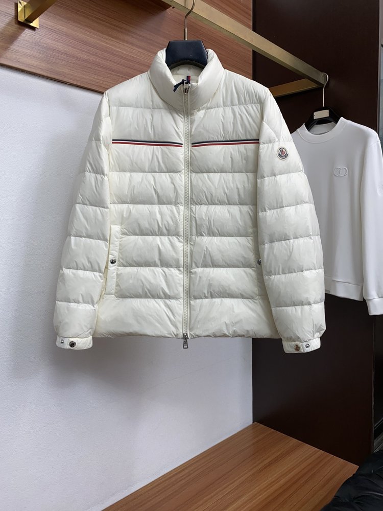 몽클레어 남녀공용 패딩 001-281154