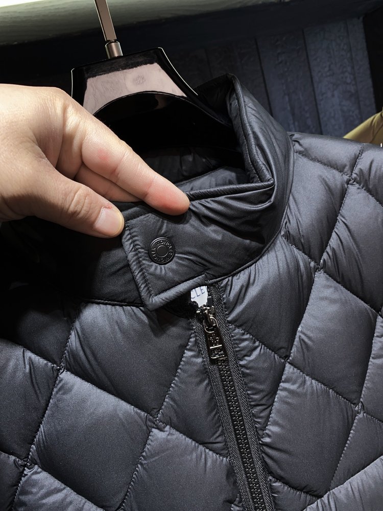 몽클레어 블랙라벨 남성 패딩 자켓 001-281163