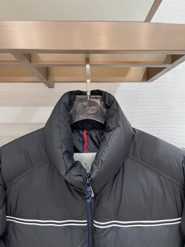 몽콜레어 블랙테크 피막 다운 재킷 001-281168