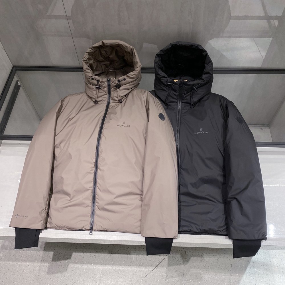 몽클레어 남성 경량 후드 다운점퍼 001-281170