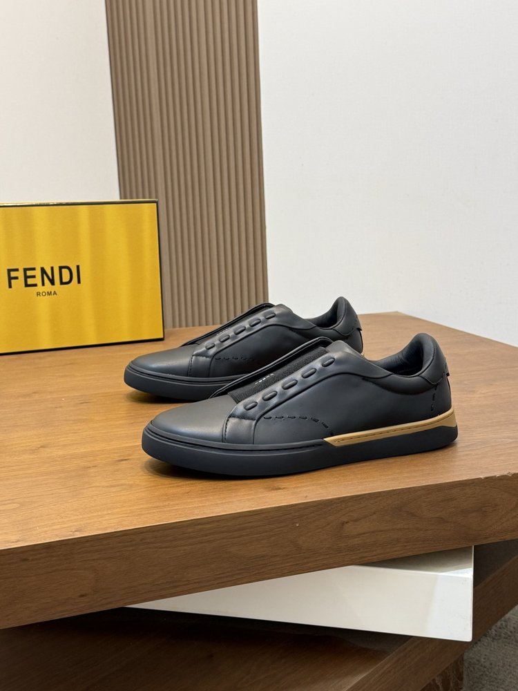 Fendi City 남성 슬립온 운동화 001-281219