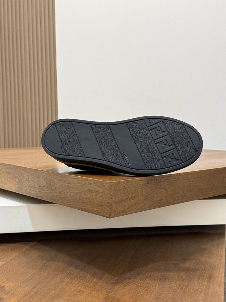 Fendi City 남성 슬립온 운동화 001-281219