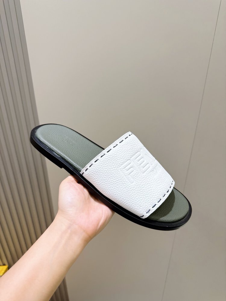 펜디 비치 진피 밑창 슬리퍼 001-281230