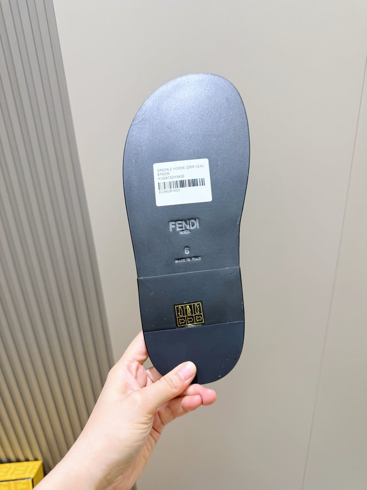 펜디 비치 진피 밑창 슬리퍼 001-281230