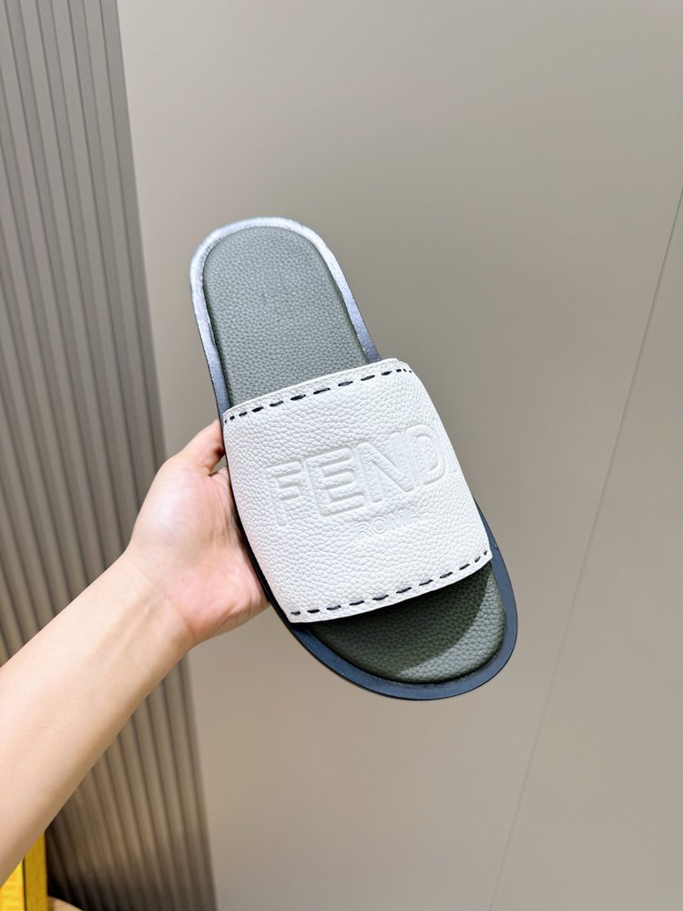 펜디 비치 진피 밑창 슬리퍼 001-281230