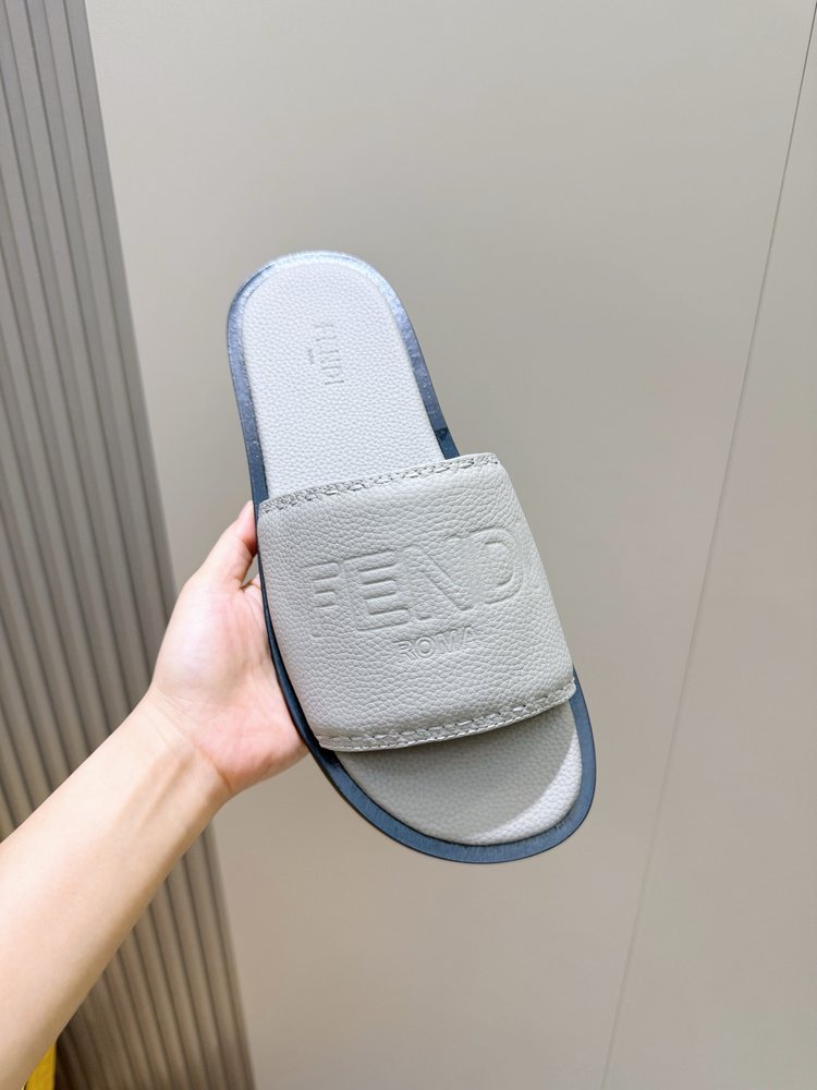 FENDI 비치 가죽 밑창 슬리퍼 001-281235