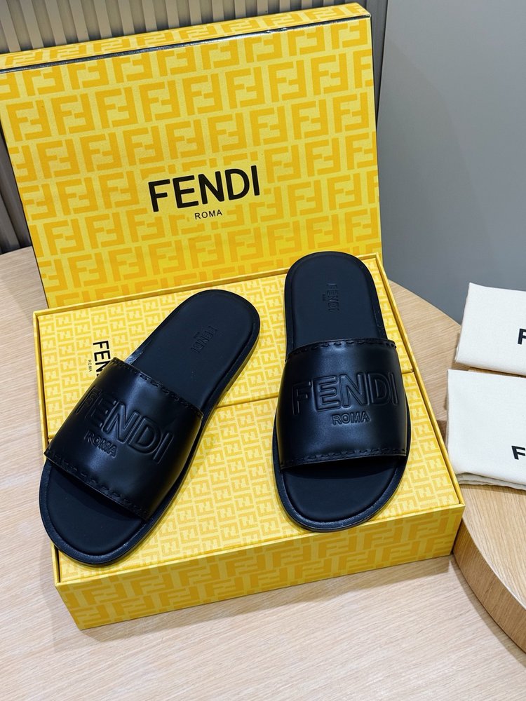 FENDI 비치 가죽 밑창 슬리퍼 001-281238