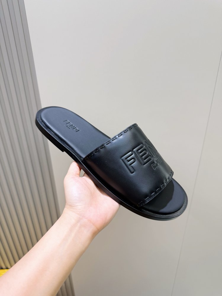 FENDI 비치 가죽 밑창 슬리퍼 001-281238