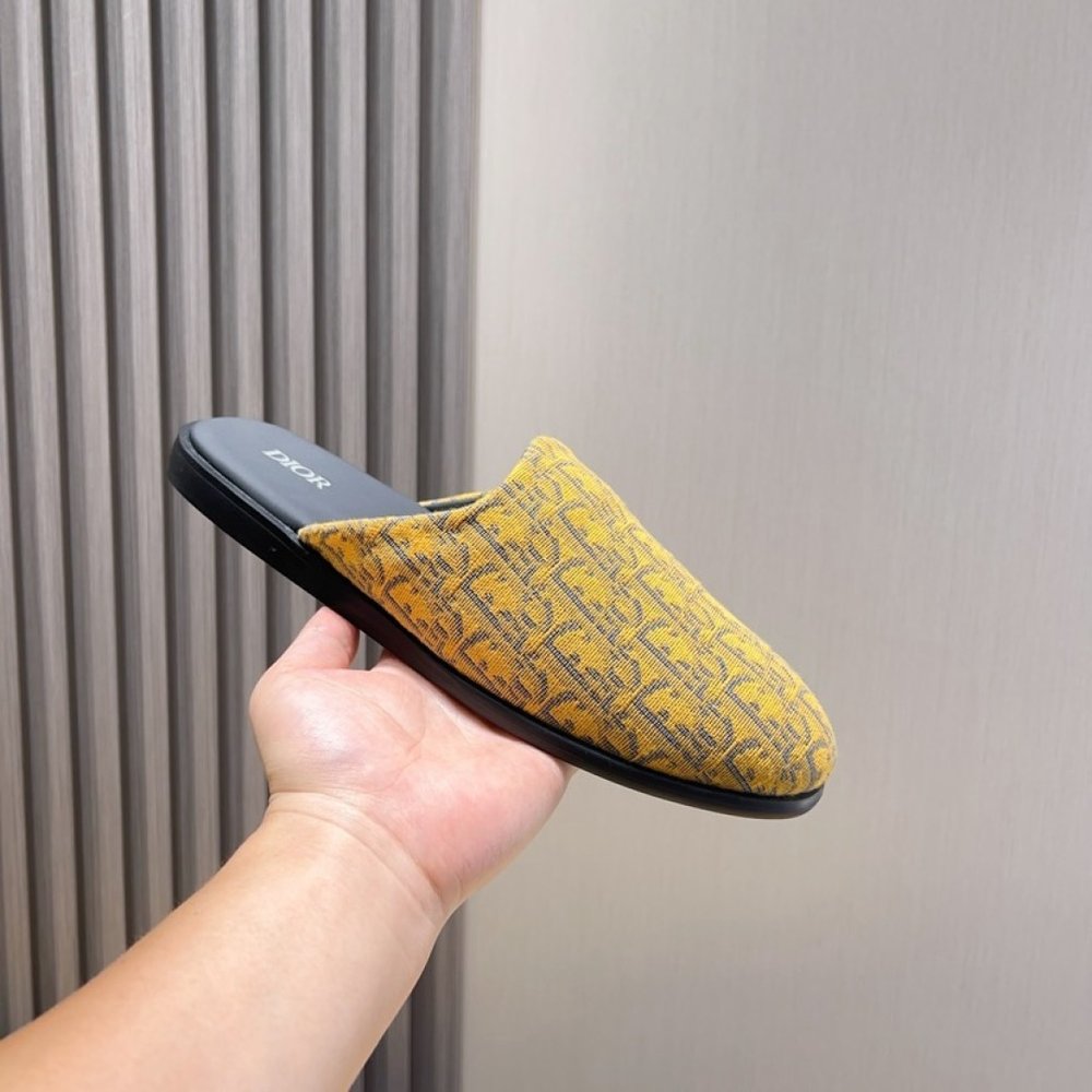 Dior 디올 토 캡 뮬 001-281337