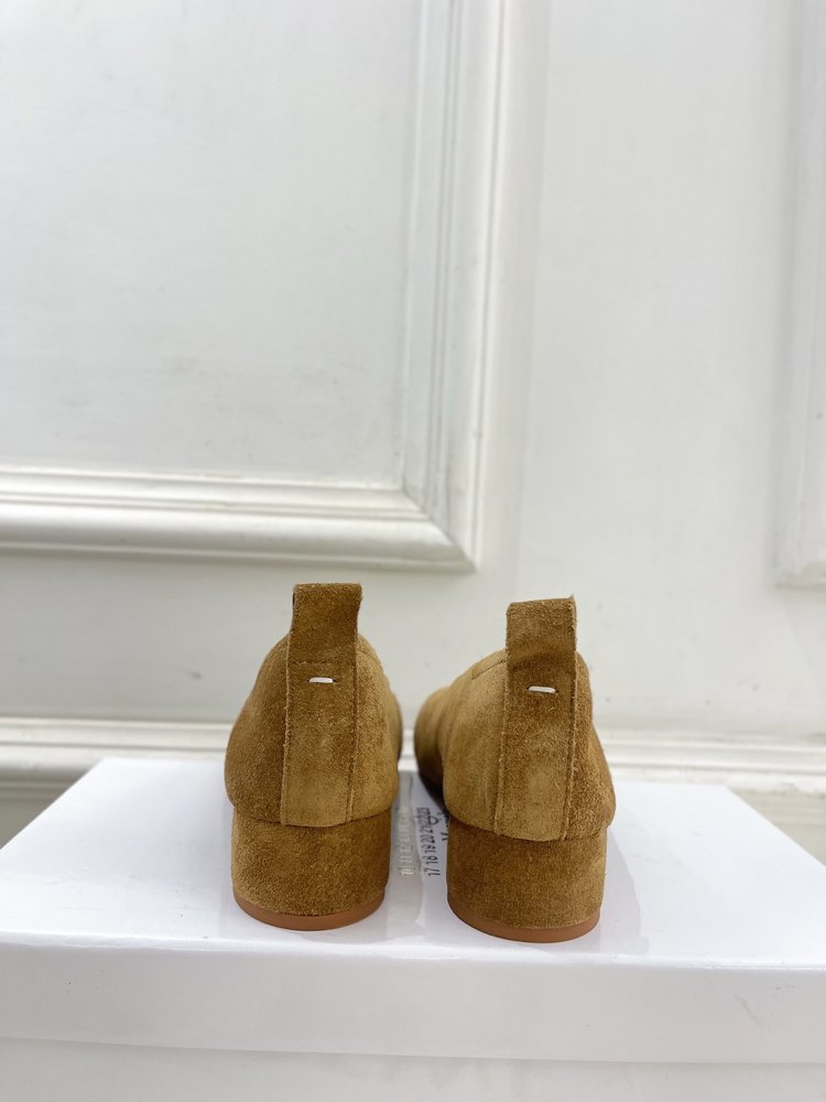메종 마르지엘라 MM6 토키 스웨이드 발레리나 슈즈 001-281353