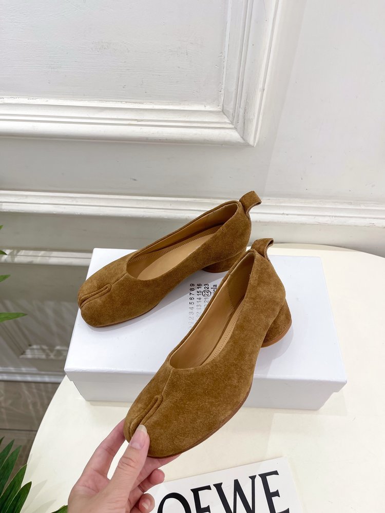 메종 마르지엘라 MM6 타비 발레리나 슈즈 001-281354