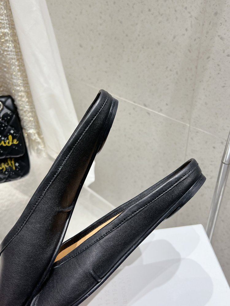메종 마르지엘라 MM6 주름 발레리나 슈즈 001-281370