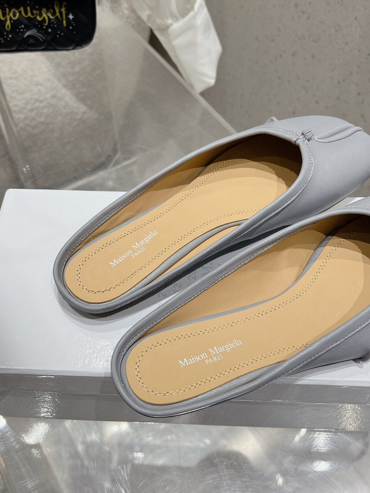 마르지엘라 MM6 주름 분할 발레 슈즈 001-281371