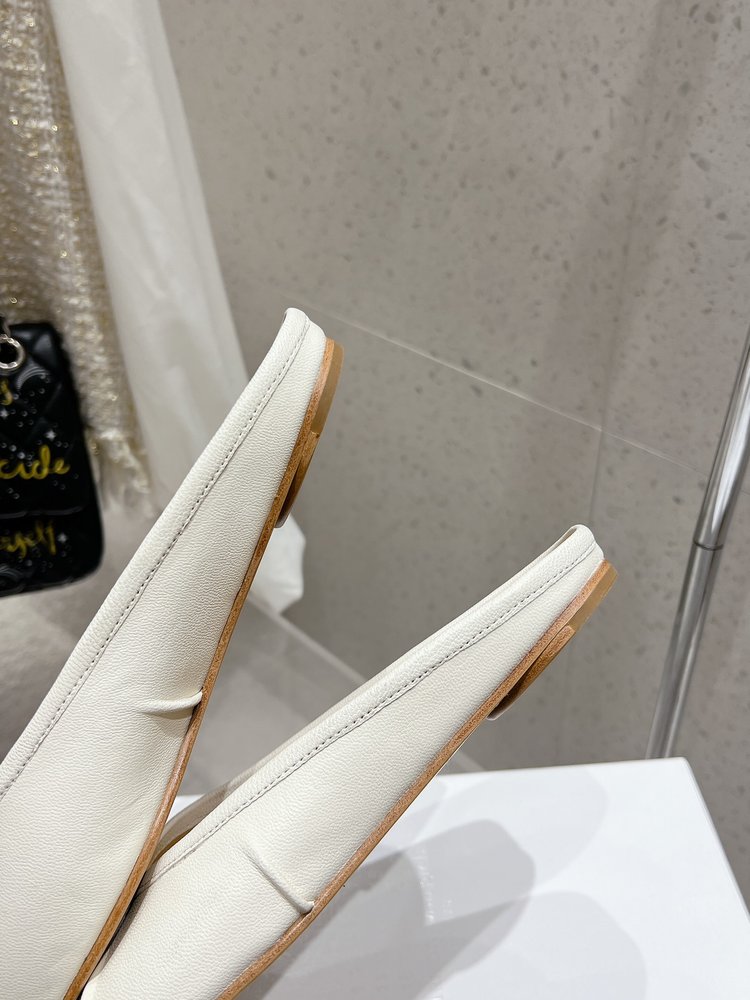 MM6 주름 분지 발레리나 슈즈 001-281374