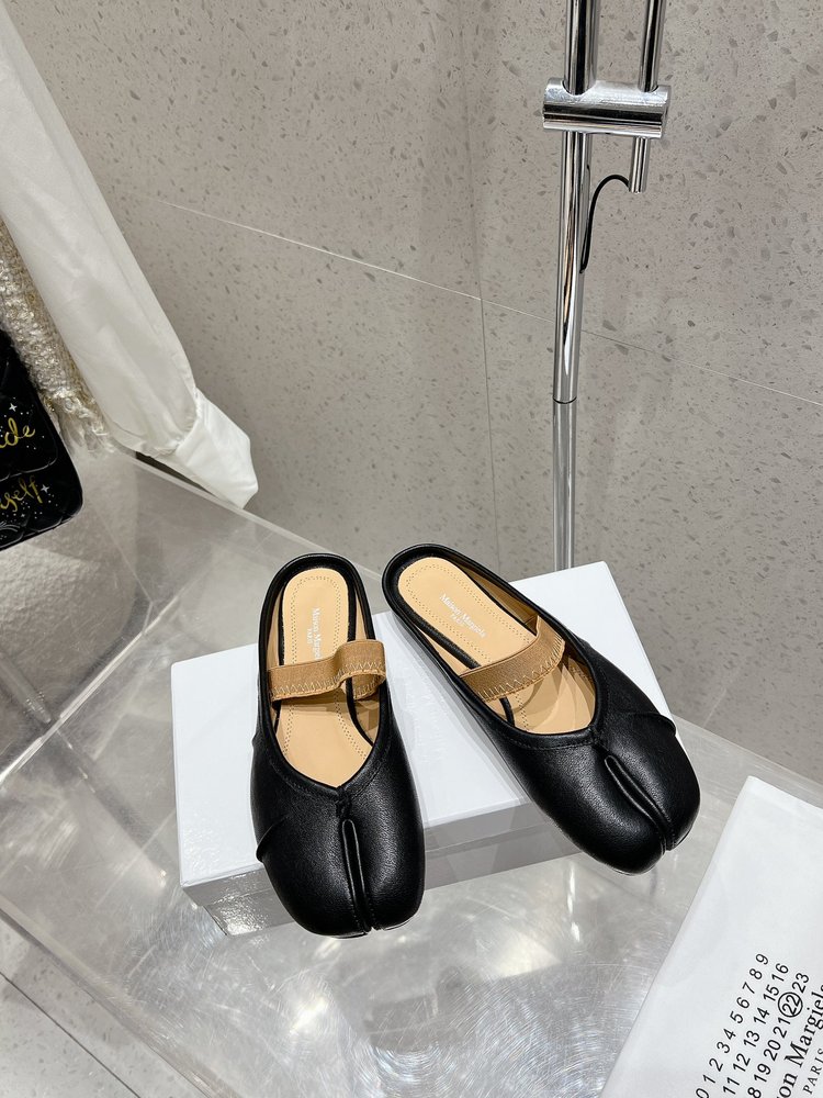 메종 마르지엘라 MM6 주름 발가락 분리 발레리나 슈즈 001-281379