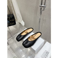 메종 마르지엘라 MM6 주름 발가락 분리 발레리나 슈즈 001-281379