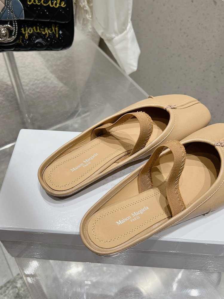 메종 마르지엘라 MM6 주름 발레리나 플랫 001-281380