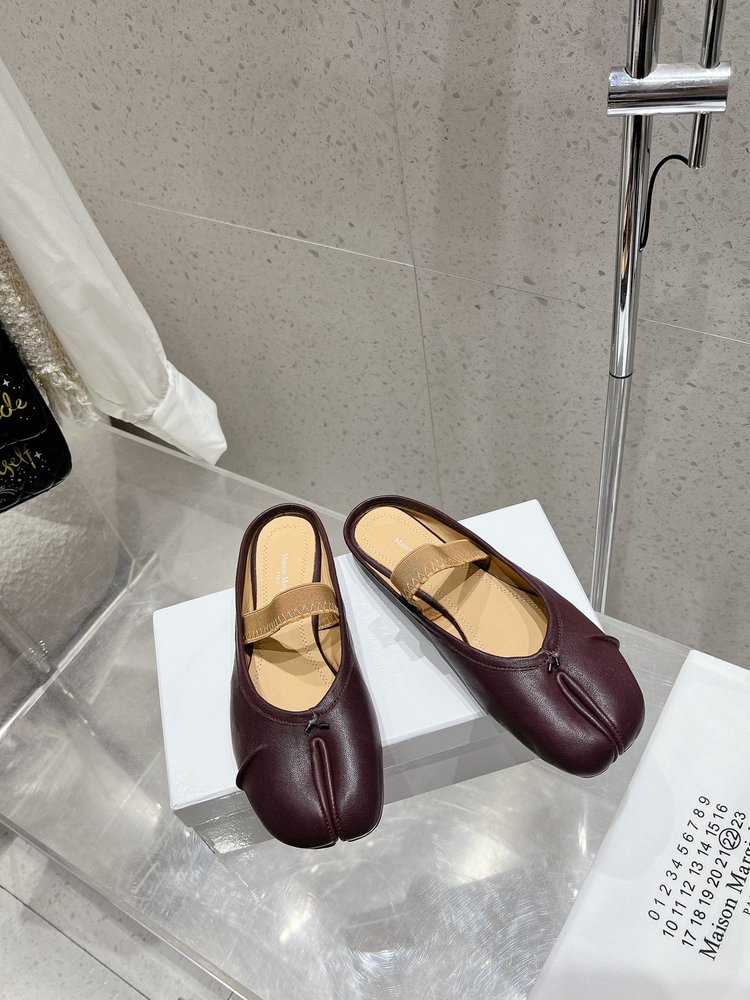 메종 마르지엘라 MM6 주름 발레리나 슈즈 (발가락 분 001-281381