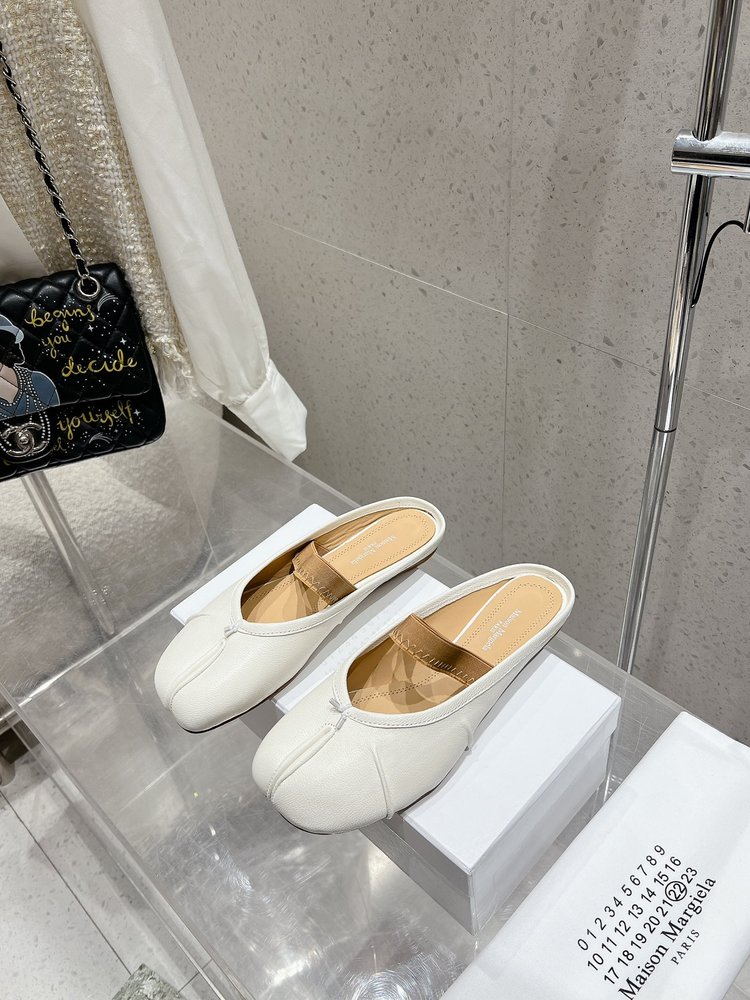 메종 마르지엘라 주름 분할 발레리나 슈즈 001-281382