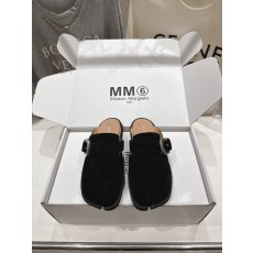 메종 마르지엘라 MM6 플랫 발가락 분리 버켄 슬리퍼 001-281414