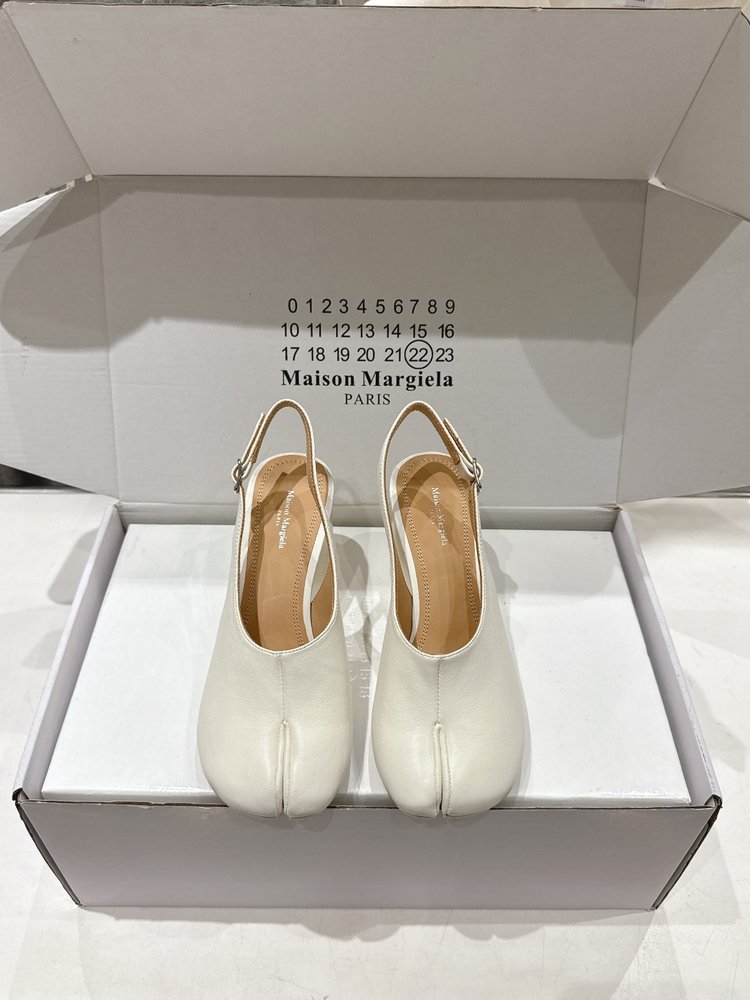 MM6 마르지엘라 하이힐 발가락 샌들 001-281416