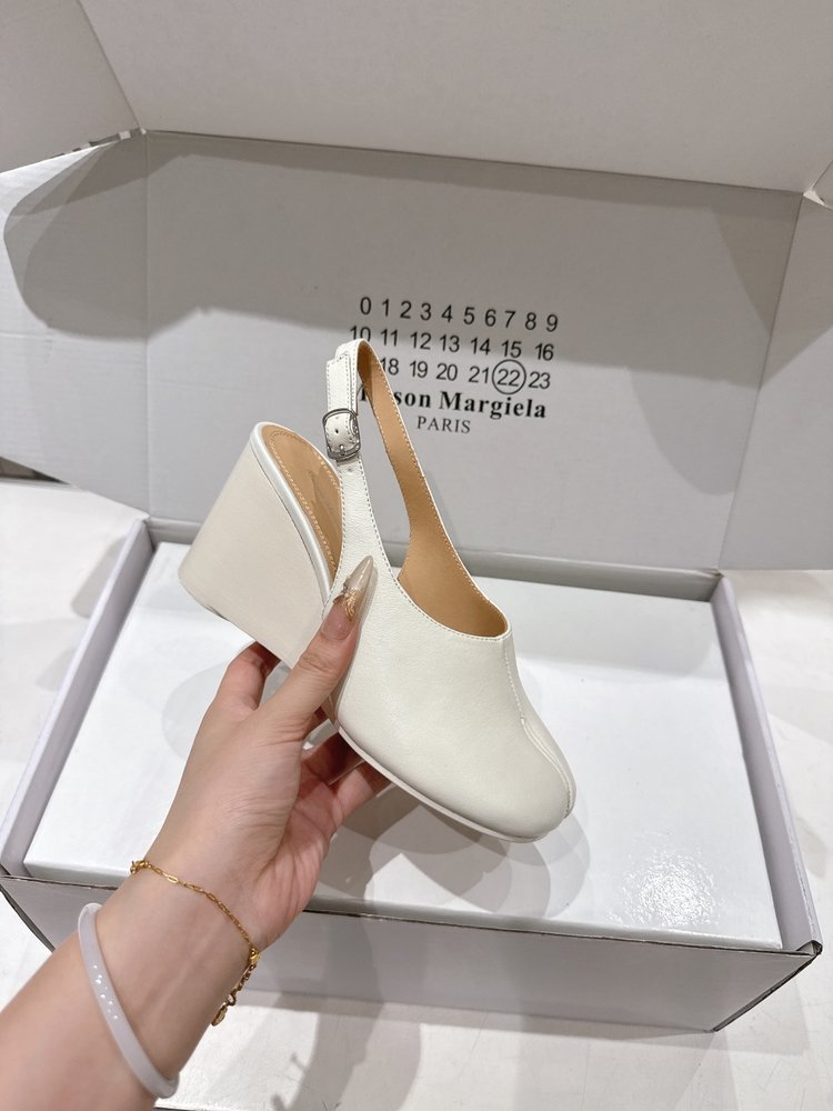 MM6 마르지엘라 하이힐 발가락 샌들 001-281416
