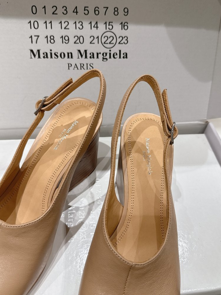 MM6 마르지엘라 하이힐 발가락 샌들 001-281417