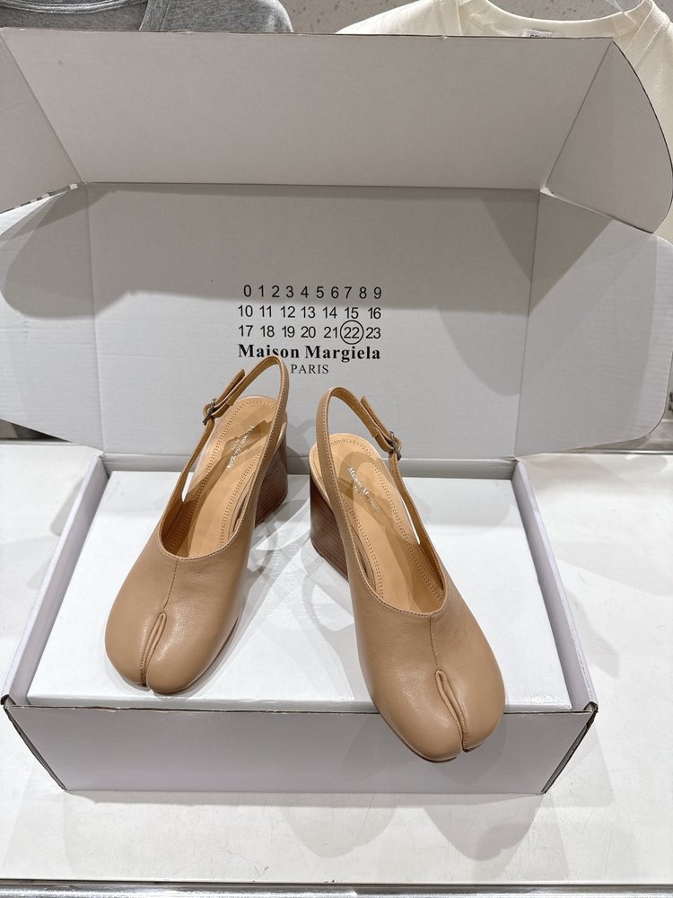 MM6 마르지엘라 하이힐 발가락 샌들 001-281417