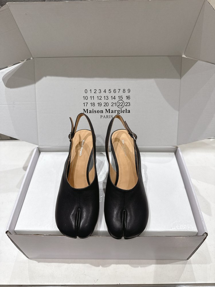 MAISON MARGIELA MM6 하이힐 발가락 샌들 001-281418