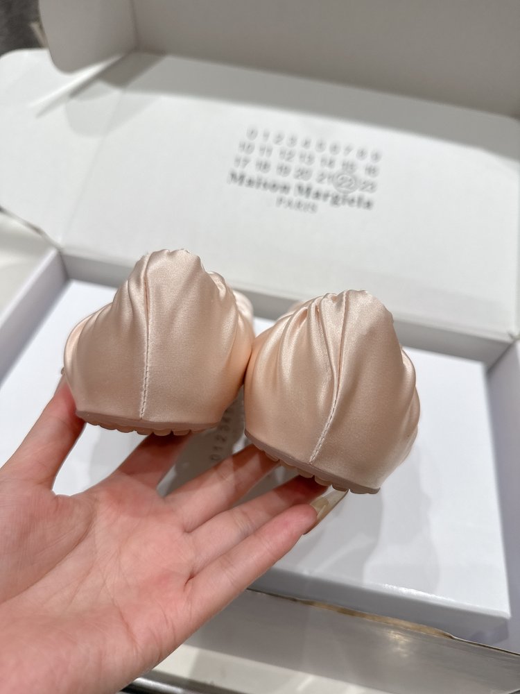 마르지엘라 메리제인 발레 플랫슈즈 001-281437