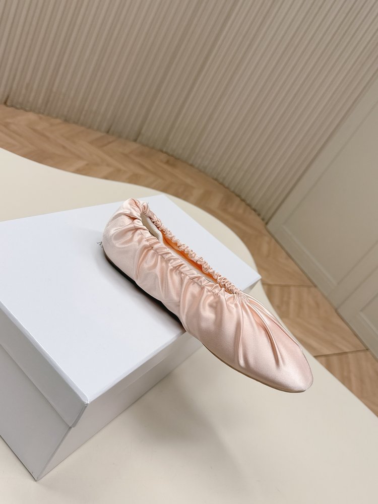 메종 마르지엘라 mm6 플리츠 발레 슈즈 001-281453