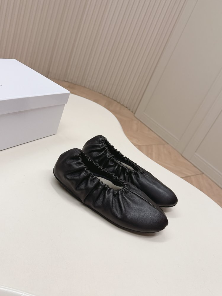 마르지엘라 주름 발레리나 플랫슈즈 001-281455