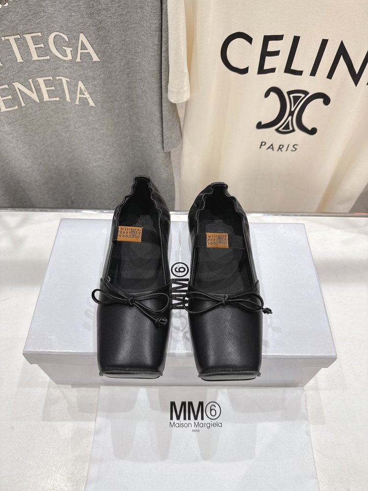 MM6 메종 마르지엘라 발레리나 플랫슈즈 001-281457